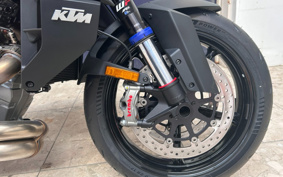KTM 1390 SUPER DUKE R EVO V3940