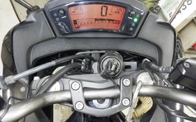 KAWASAKI ER600 F 2010