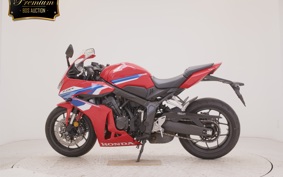 HONDA CBR650R E-Clutch 2025 RH17