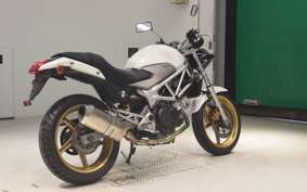HONDA VTR 250 Gen. 2 MC33
