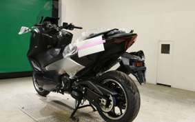 YAMAHA T-MAX 560 2026 SJ21J