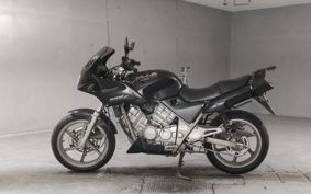 HONDA ZELBIS MC25