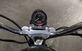 HARLEY XL883 2004 CAM