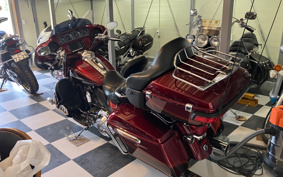 HARLEY HARLEYFLHTKSE CVO 2014 TEN