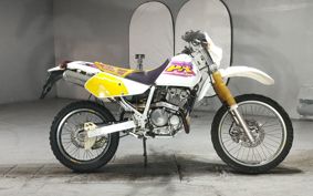 SUZUKI DR250R SJ45A