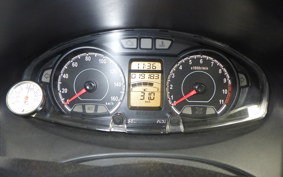 SUZUKI SKYWAVE 200 (Burgman 200)