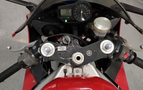 YAMAHA YZF-R1 RN04