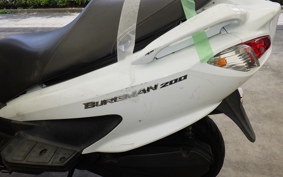 SUZUKI SKYWAVE 200 (Burgman 200) CH41A