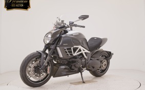 DUCATI DIAVEL AMG 2012