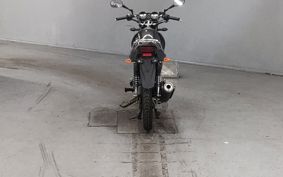 YAMAHA YBR125 RE05