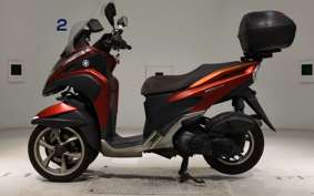 YAMAHA TRICITY 125 SE82J
