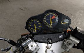 HONDA VFR400 TRAINING CAR  NC21