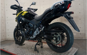 SUZUKI STROM 250 DS11A