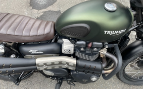 TRIUMPH STREET SCRAMBLER 2017 DAD78G