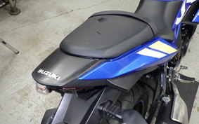 SUZUKI GSX250RA 2022