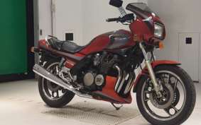 YAMAHA XJ750 E 1983 29R