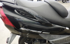SUZUKI SKYWAVE 250 (Burgman 250) S 2 CJ43A