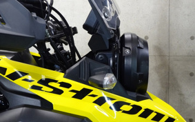 SUZUKI STROM 250 DS11A