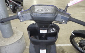 SUZUKI ADDRESS V100 CE13A