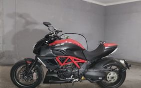 DUCATI DIAVEL CARBON 2011 G100AB