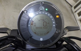 HUSQVARNA SVARTPILEN 401 2025