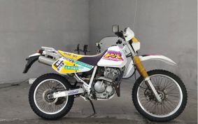 SUZUKI DR250R SJ45A
