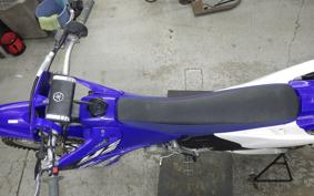 YAMAHA YZ125