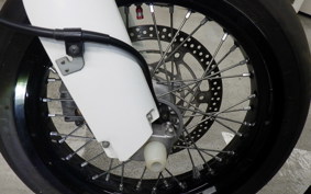 SUZUKI DR-Z400SM 2009 SK44A
