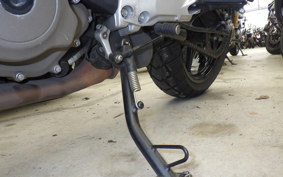 HUSQVARNA SVARTPILEN 250 2010