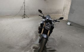 HONDA CB650R E-Clutch RH17