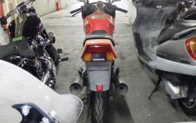 HONDA VT250FE MC08