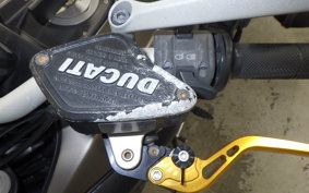 DUCATI DIAVEL STRADA 2014