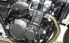 HONDA CB1300SF SUPER FOUR Gen. 3 2025 SC54