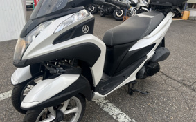 YAMAHA TRICITY 125 SE82J