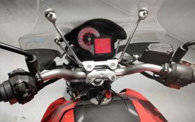 APRILIA MANA 850 2010 RC