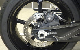 HUSQVARNA スバルトピレン801 2024