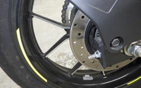 SUZUKI ｼﾞｸｻｰ250SF