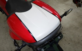 TRIUMPH SPEED TRIPLE 2011