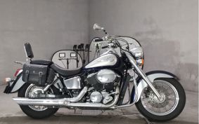 HONDA SHADOW 750 2001 RC44
