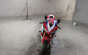 HONDA CBR1000RR 2014 SC59