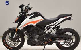 KTM 390 DUKE 2022