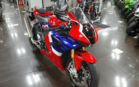 HONDA CBR1000RR-R FB SP 2020 SC82