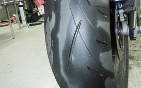 HONDA CBR650R E-Clutch 2025 RH17