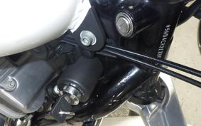 HARLEY XL883LI 2011