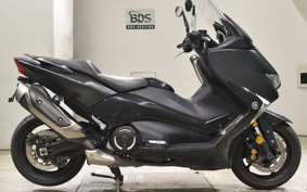 YAMAHA T-MAX 530 DX 2017 SJ15J