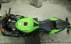 KAWASAKI ZX-25R 1999 ZX250E