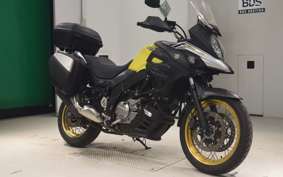 SUZUKI Vｽﾄﾛｰﾑ650XTA 2017 C733A