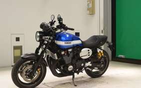 YAMAHA XJR1300 C 2016