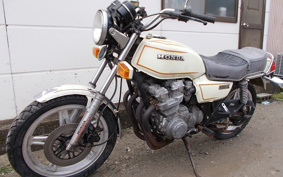 HONDA CB750 RC01