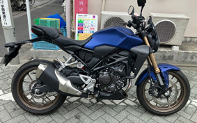 HONDA CB250R MC52